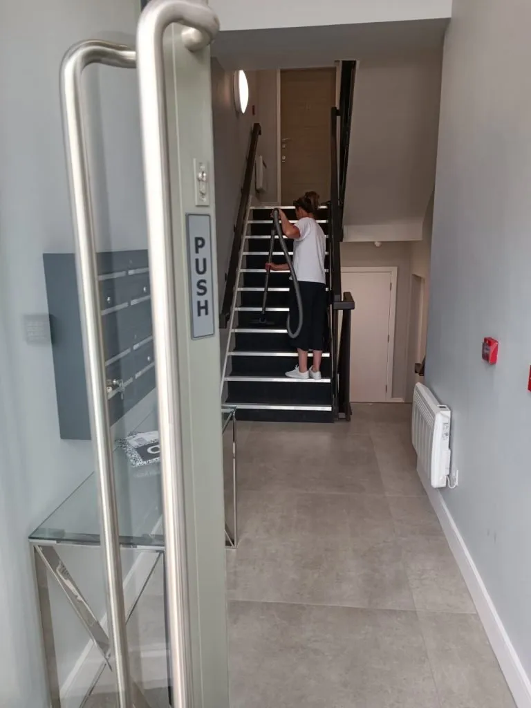 communal cleaning service in Crodon